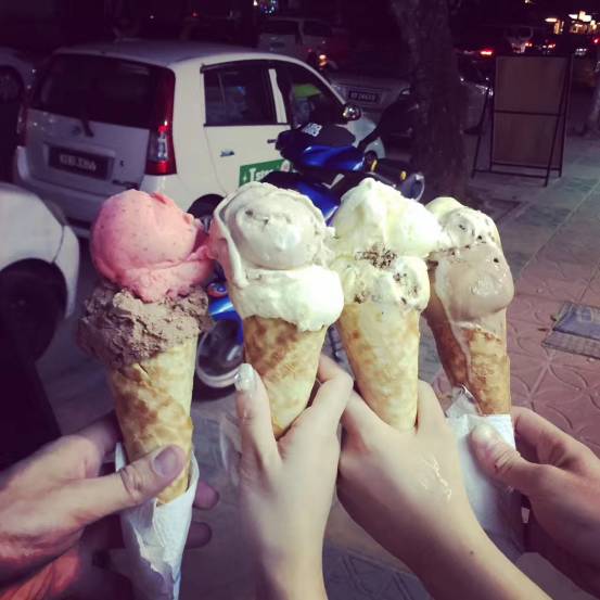 追女生聊天案例:有没有那么一个人,让你想念一座城