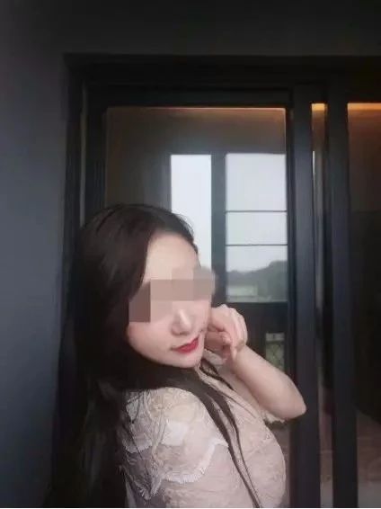 聊天邀约女生技巧实录：搭讪十分钟，约会两小时，第二天如何免费续杯？