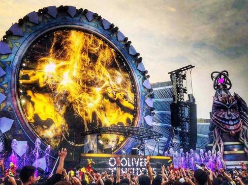 追女生约会聊天案例丨美翻了！迪丽热巴、古力娜扎，都不如我怀里的你（上）