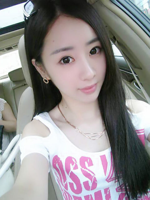 想追到心仪的女生，一定不能忽视她的闺蜜