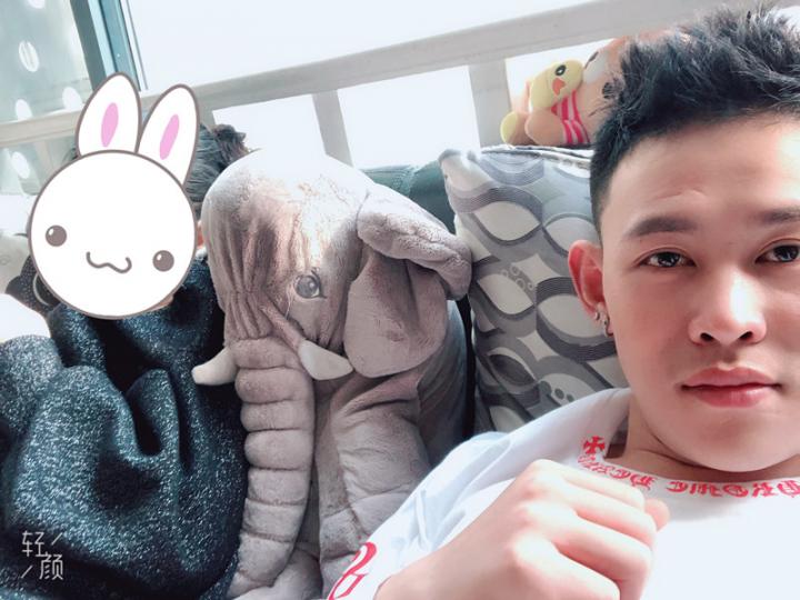 把妹实战聊天案例-3个僚机都喝不过这个女人,算什么男人?