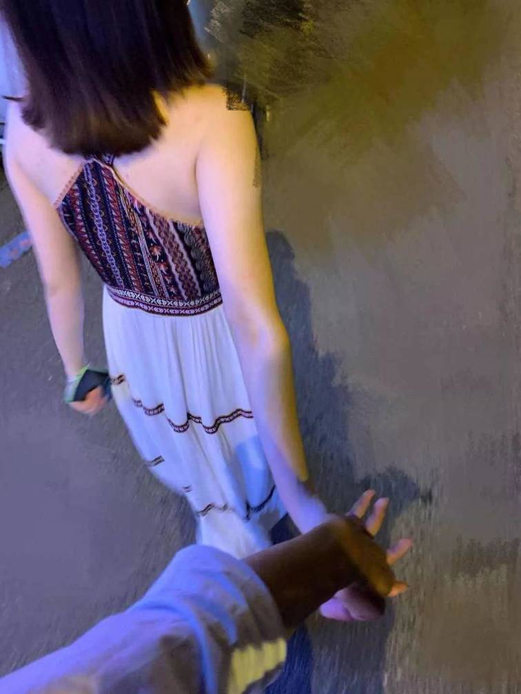 把妹实战聊天案例-“你死了这条心吧”工地小伙被00后女神狂怼，后成功逆转