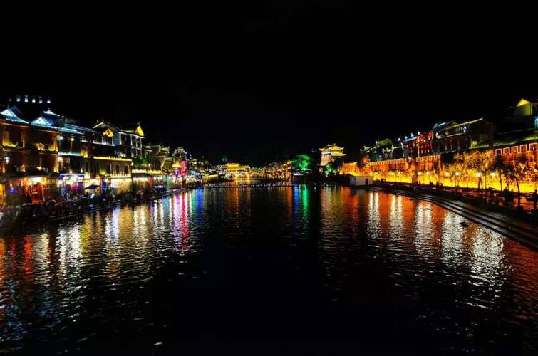 微信把妹追女生聊天案例：我与凤凰姑娘的三小时爱情