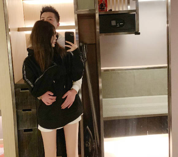 把妹实战约会案例-三天时间,我让妹妹带着60万粉丝的亲姐姐出来约炮