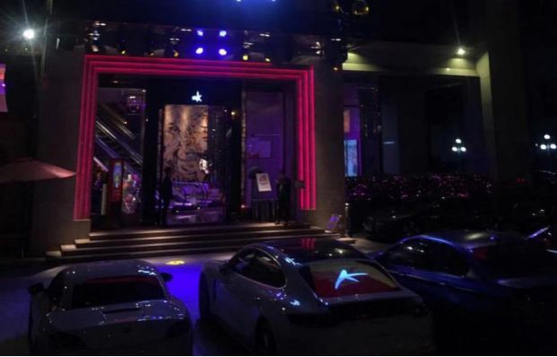 追女生聊天实战恋爱案例:闺蜜满分日记(中):KTV的“三园”博弈,大吉大利今晚先溜?