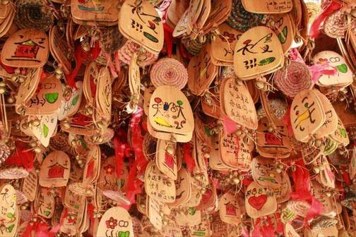 和女生约会气氛降至冰点,看我终极逆转案例!绝美夜色下与她相拥。