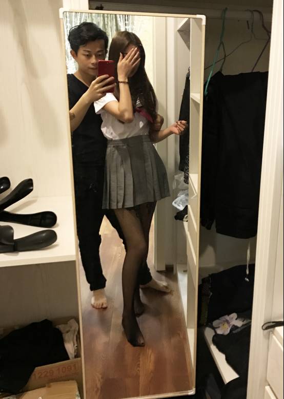 追女生约会案例:抢手正妹居然为我上演了情趣内衣秀