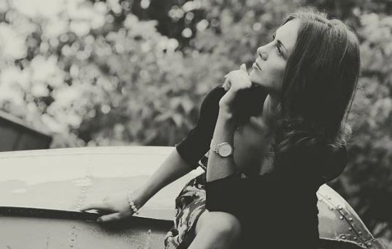 老公出轨被老婆发现，老公出轨了老婆的正确做法