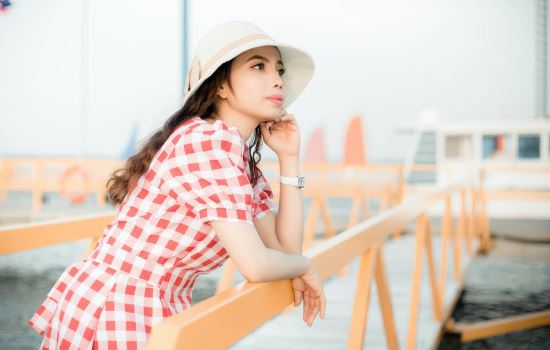 男友不接电话不回短信能挽回吗?他在干什么?