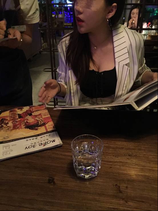 把妹实战聊天案例:千万人想要进入的豪门,因为她我放弃了