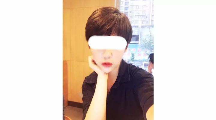 把妹泡妞案例-干完三瓶红酒,主播公司女总裁竟把她家的钥匙给了我