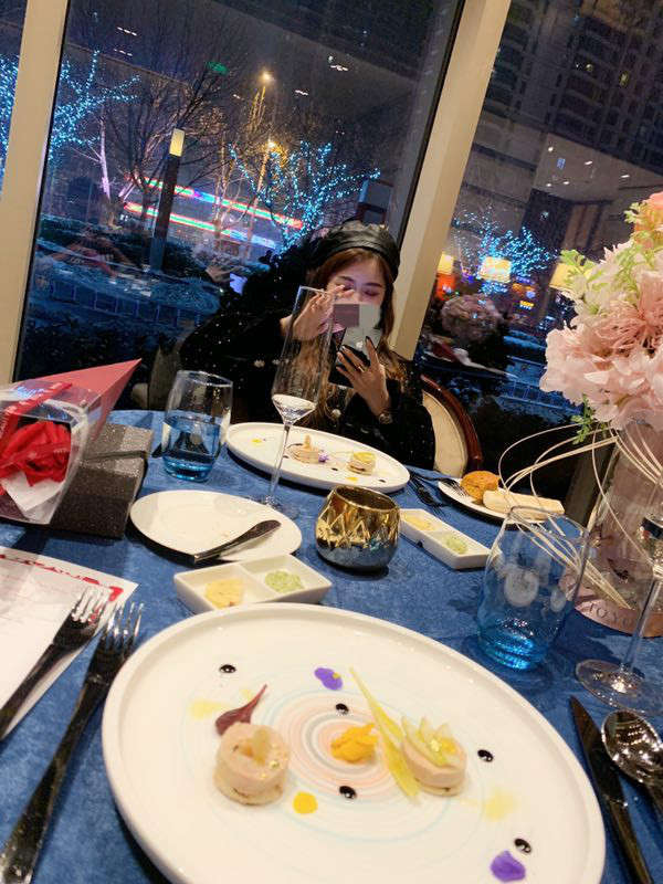 泡妞聊天实战案例-郑州天气雪纷纷，宝马车内“欲断魂”