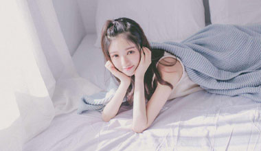 想追一个女生,刚开始怎么和女生聊天接触下去