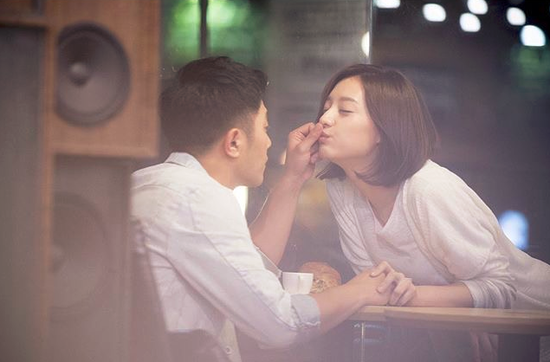 女生想撩男时有什么表现?女生想撩男的表现!
