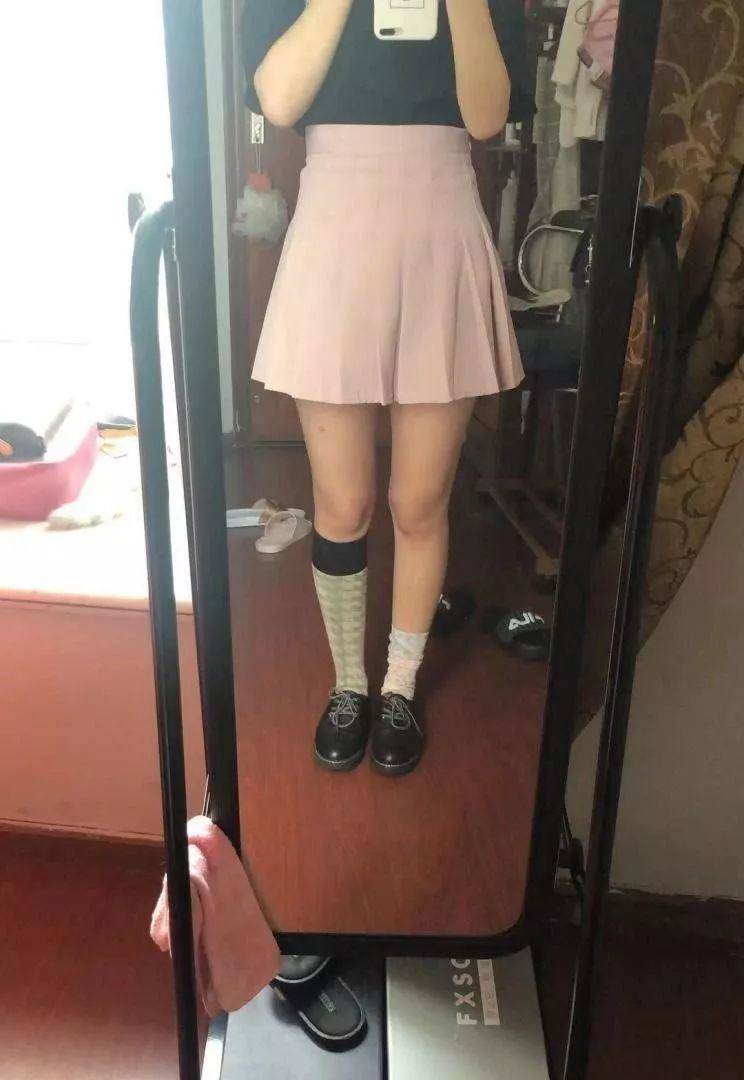 泡妞聊天实战案例-东北正妹深夜造访，定要和我约会！她为何如此心急？