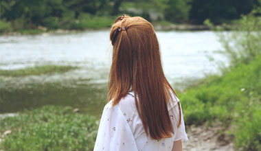 一个女人暗恋你的表现,想不发现都难