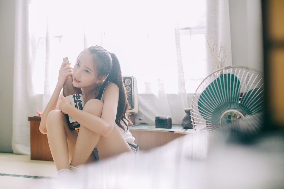 四个实用聊天技巧,深深吸引女生让她为你着迷