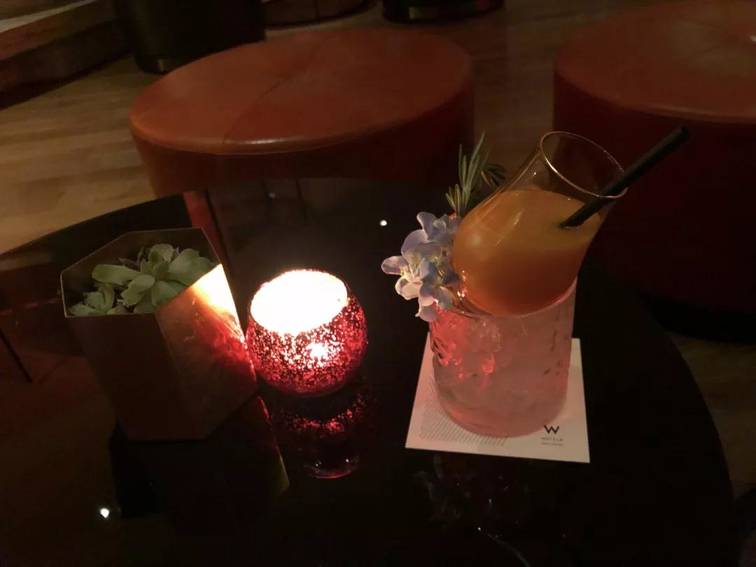 微信把妹追女生聊天案例：我敢打赌，90%男人都没遇到过这样的女孩……