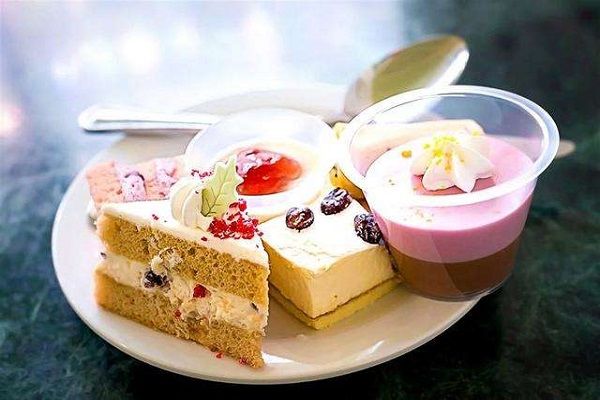 高情商的哄人开心句子