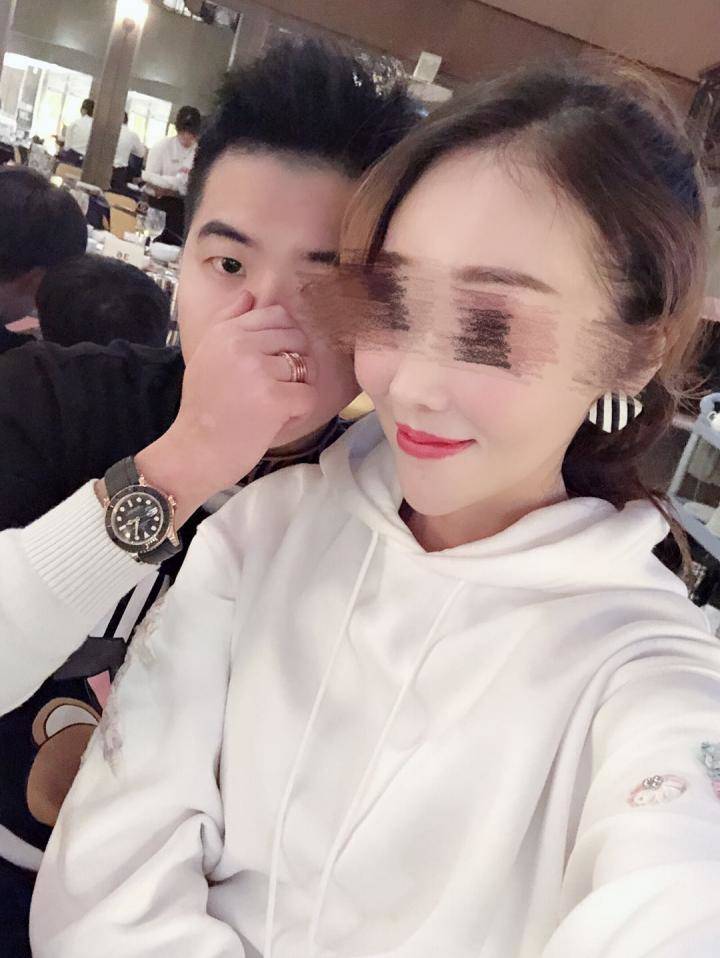 追女生聊天案例约会报告-通往情圣的路上,我爱上了大我十岁的少妇。