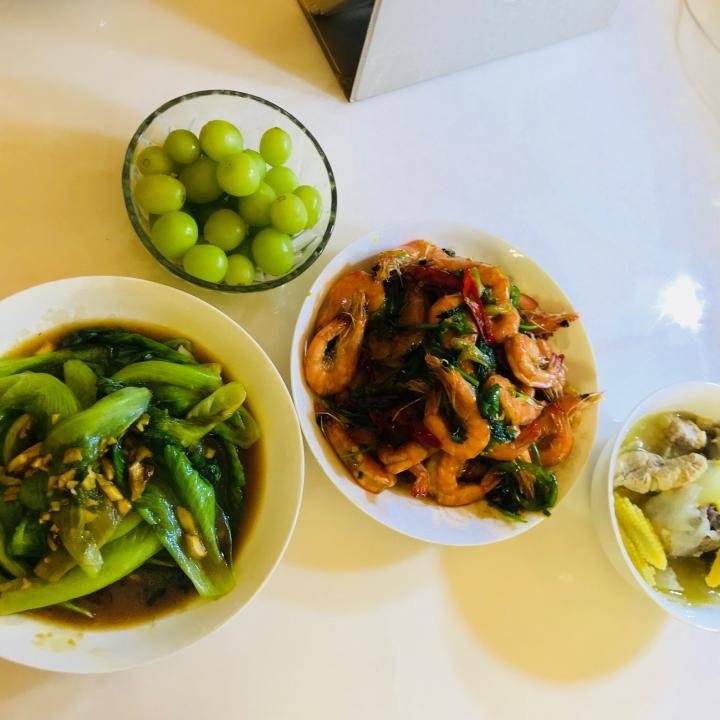 【追女生聊天约会实战速推】我花了16块打了四炮。