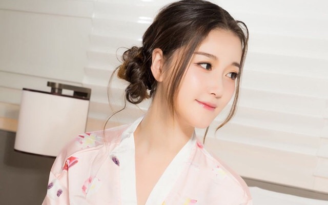 想让女生主动找你聊天?先学会这几个方法