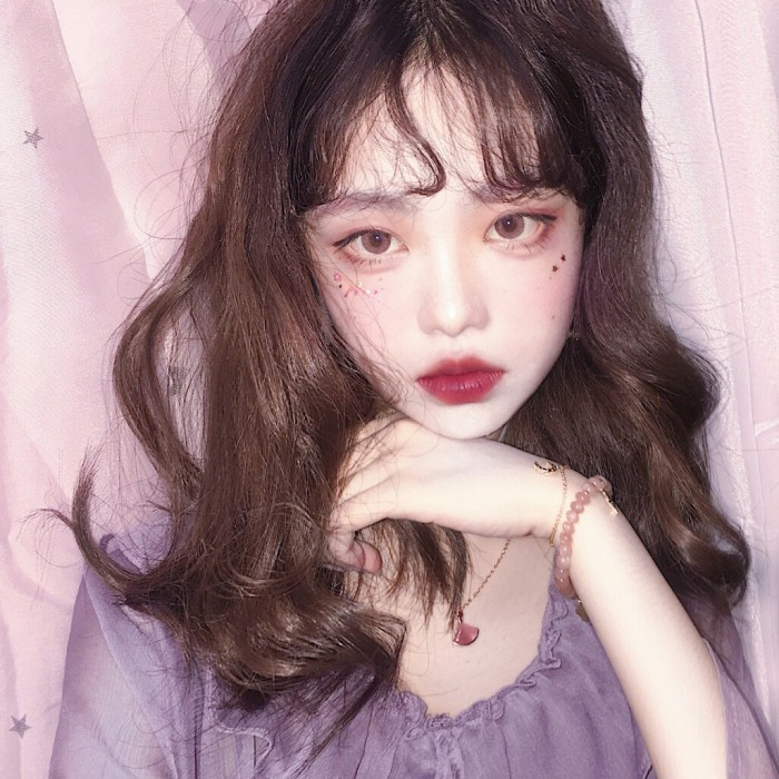 在父母面前夸女朋友的句子大全