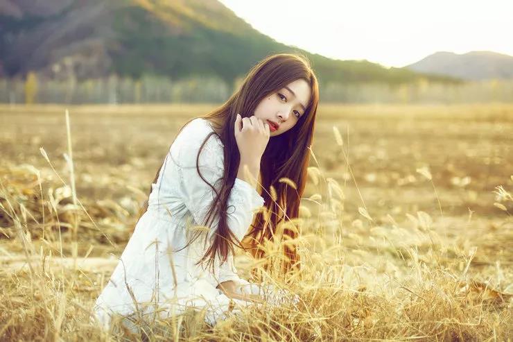 怎么聊天找话题_撩妹必会情感共鸣策略