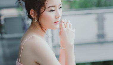 怎么和妹子聊天植入性话题 小心被骂变态