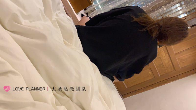 把妹实战聊天约会案例-只有屌丝才会被孤立，而男神从来都是被撩，高冷又如何，还不是一次约会叫XX