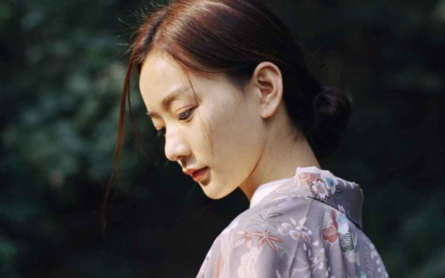不敢和喜欢的女生说话?那是因为你不懂这些