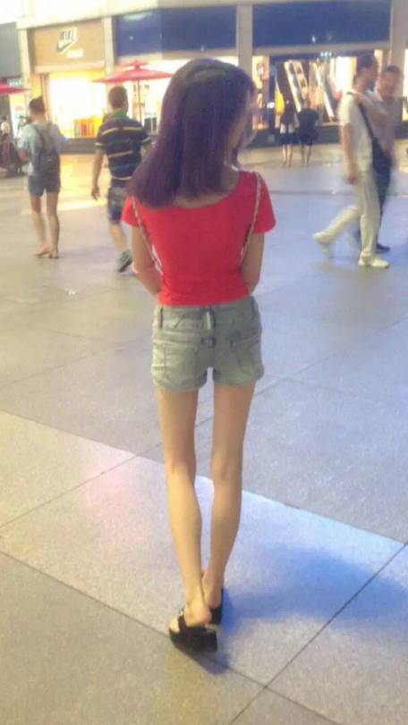 把妹泡妞约会聊天案例-怪你太美丽，所以没忍住……