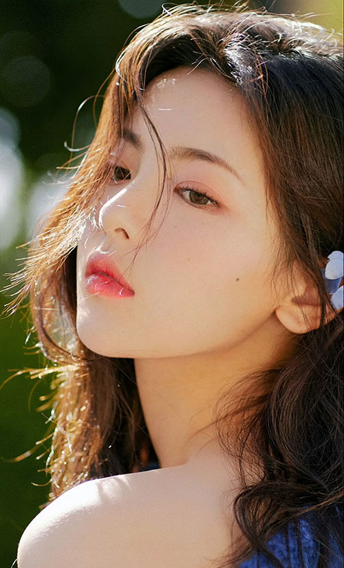 杨超越可爱高清壁纸