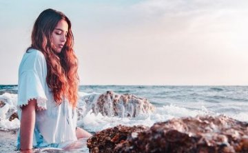 闹矛盾后冷战，男友不主动联系我还能挽回吗？吵架后男朋友从不主动找我怎么办？