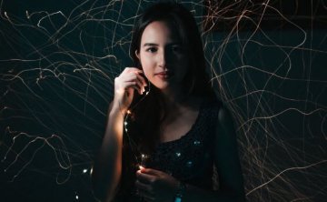 老婆出轨的表现有哪些，几大迹象表面老婆已经出轨