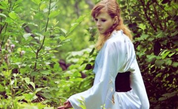 激发女生的情绪 让她一秒爱上你，谈恋爱的技巧