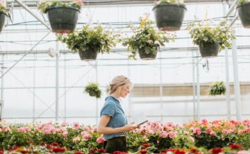 内向的男生恋爱，内向男人的爱情，约会技巧，理论经验