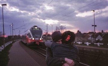 前女友不再联系我，和前女友分手后，她一直不联系我有可能挽回吗？