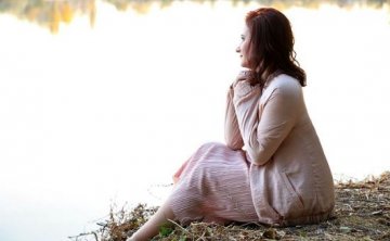 让女生主动找你聊天，约会聊天话题