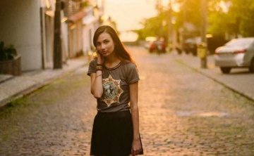 男生第一次约会聊什么，男生第一次约会的技巧，让你成功牵手