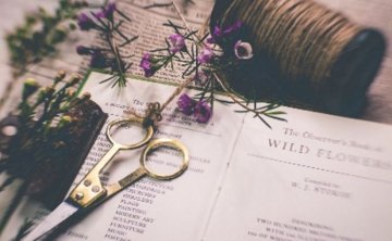 因为没有钱分手，男友没有钱该不该分手