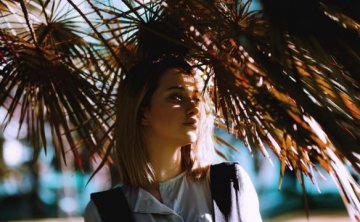 农村女嫁了个城市男，没钱果断分手后，因为没钱离婚