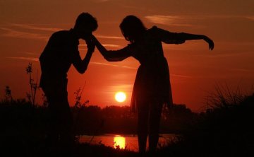 妻子是否可以告第三者，婚姻法中的第三者如何认定