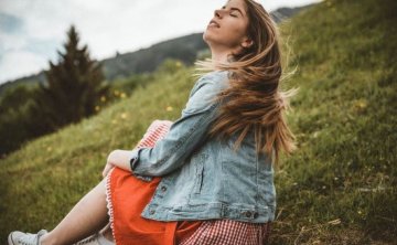 成熟女人爱男人的表现，教你看懂女性心理