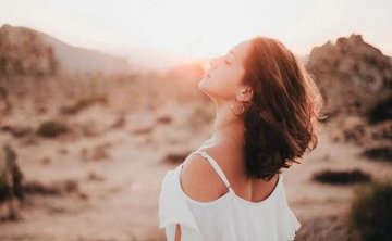 老公有小三离婚，法院怎么判