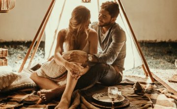 两地分居媳妇不联系我意味着什么？该不该挽回？