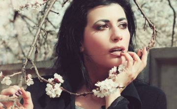 异地恋联系频率_解决男友/女友不主动联系问题