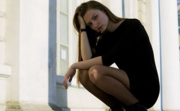 女友跟其他男人在暧昧，该如何处理才好，挽回的秘籍