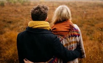 我对象从不见我，是喜欢我么？怎么挽回？