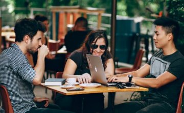 只要做到这3点，女生就会跟你约会，约会聊天技巧